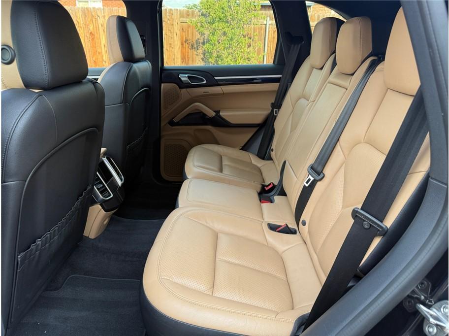 2016 Black Porsche Cayenne