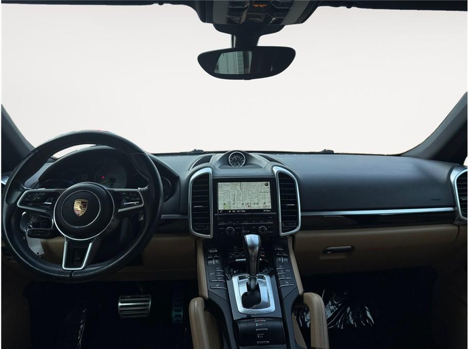 2016 Black Porsche Cayenne