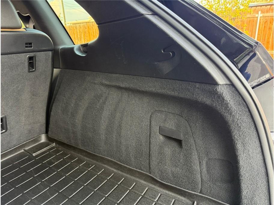 2016 Black Porsche Cayenne