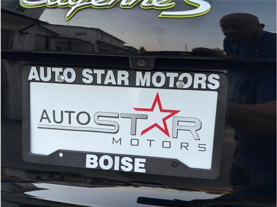 2016 Black Porsche Cayenne