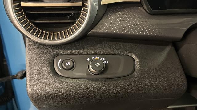 used 2025 Chevrolet Trax car, priced at $19,995