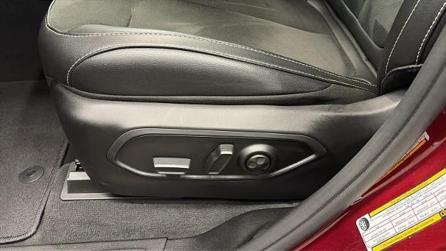 used 2024 Jeep Grand Cherokee L car, priced at $34,495