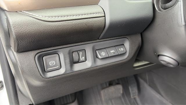 used 2023 GMC Acadia car, priced at $30,995