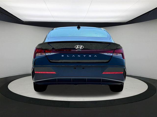 new 2025 Hyundai Elantra car, priced at $21,167