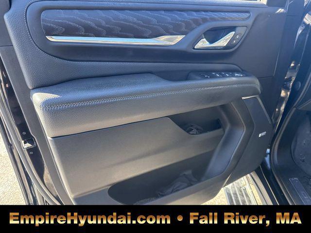 used 2023 GMC Yukon XL car, priced at $61,590