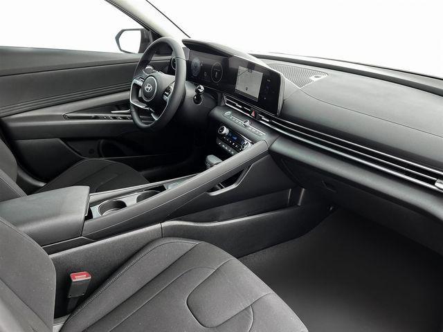 new 2024 Hyundai Elantra car, priced at $23,015