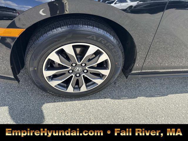 used 2024 Honda Odyssey car, priced at $31,490