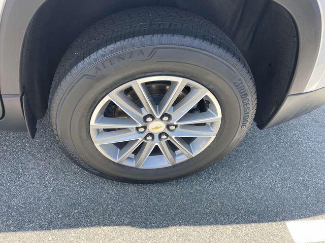 used 2022 Chevrolet Traverse car, priced at $27,090