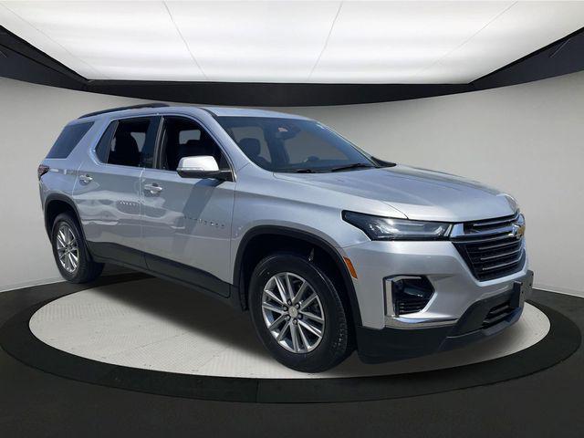 used 2022 Chevrolet Traverse car, priced at $27,090