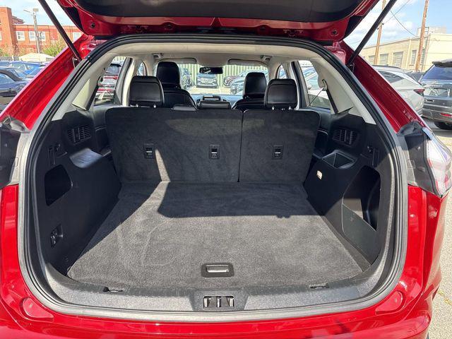 used 2024 Ford Edge car, priced at $16,390