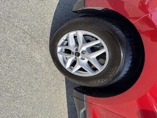 used 2024 Ford Edge car, priced at $16,390