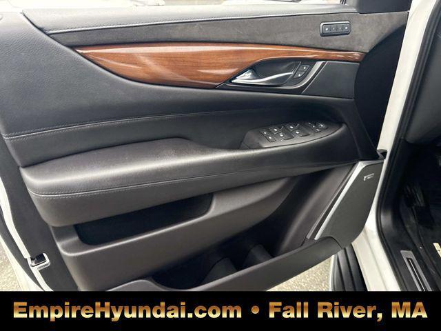 used 2020 Cadillac Escalade car, priced at $34,390