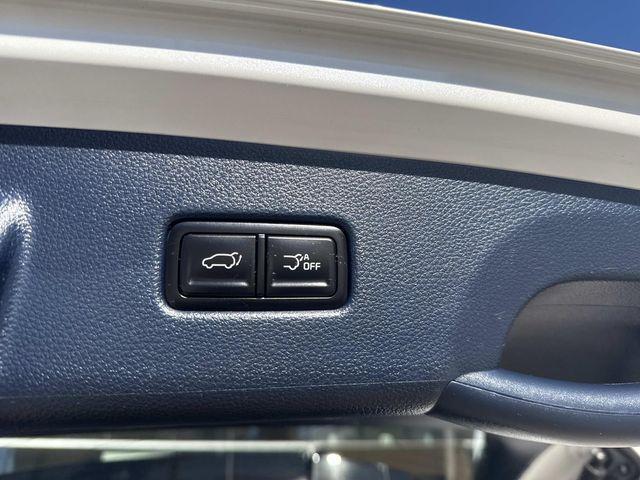 used 2025 Kia Carnival Hybrid car, priced at $41,690