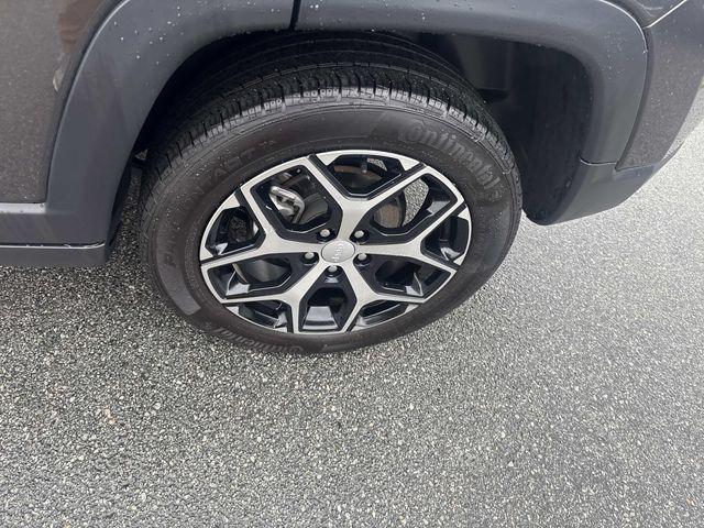 used 2024 Jeep Compass car, priced at $19,790