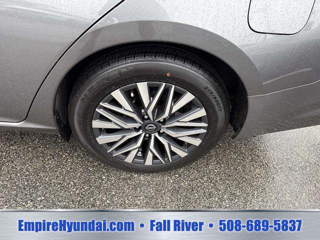 used 2023 Nissan Altima car, priced at $19,775