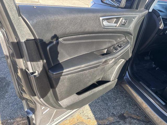 used 2024 Ford Edge car, priced at $20,990