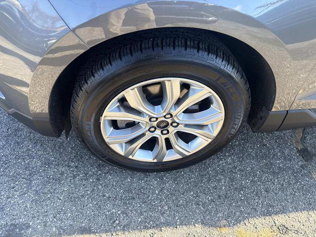 used 2024 Ford Edge car, priced at $20,990