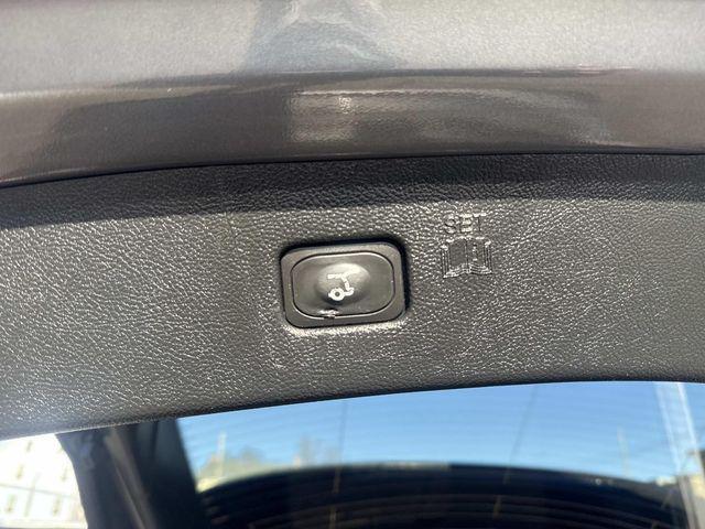 used 2024 Ford Edge car, priced at $20,990