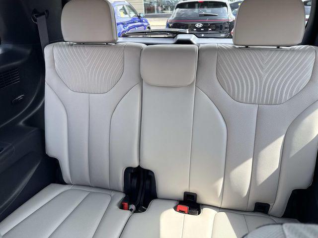 used 2024 Hyundai Palisade car, priced at $38,890