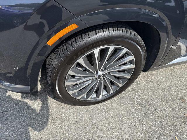 used 2024 Hyundai Palisade car, priced at $38,890