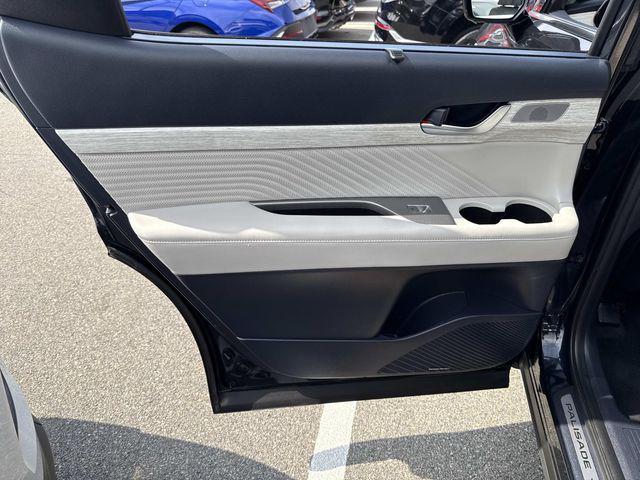 used 2024 Hyundai Palisade car, priced at $38,890
