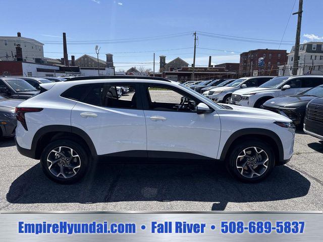 used 2025 Chevrolet Trax car, priced at $22,585
