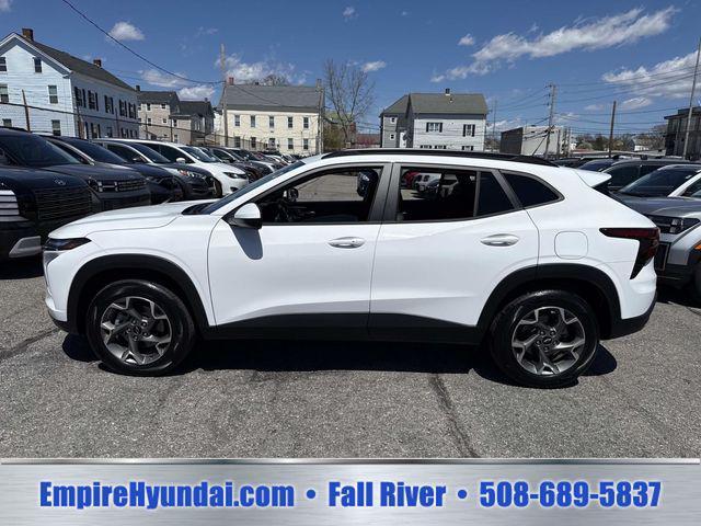used 2025 Chevrolet Trax car, priced at $22,585