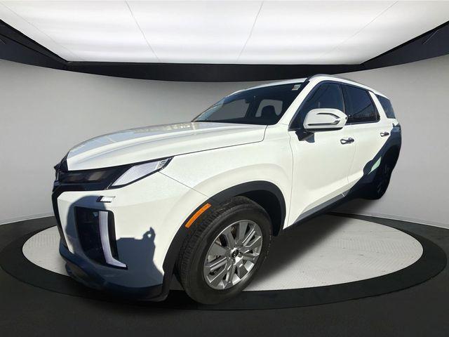 used 2024 Hyundai Palisade car, priced at $31,390