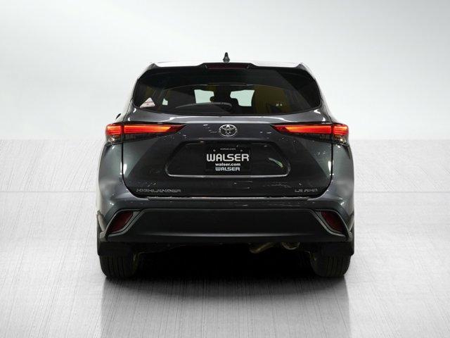 used 2022 Toyota Highlander car, priced at $23,499