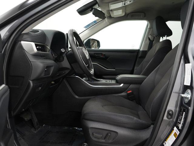 used 2022 Toyota Highlander car, priced at $23,499