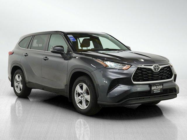 used 2022 Toyota Highlander car, priced at $23,499