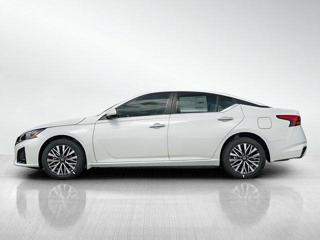 new 2025 Nissan Altima car, priced at $31,699