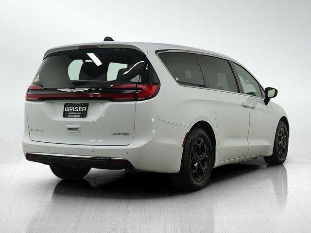 used 2024 Chrysler Pacifica car, priced at $35,998