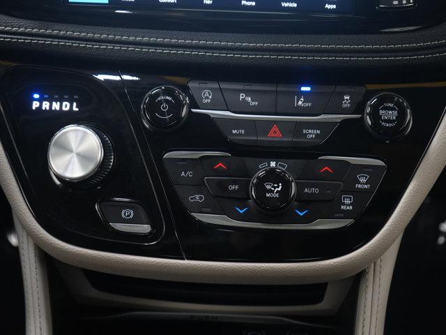 used 2024 Chrysler Pacifica car, priced at $35,998