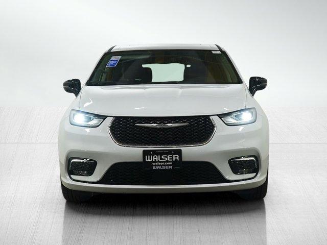 used 2024 Chrysler Pacifica car, priced at $35,998