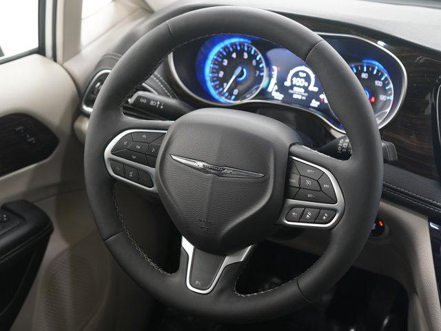 used 2024 Chrysler Pacifica car, priced at $35,998