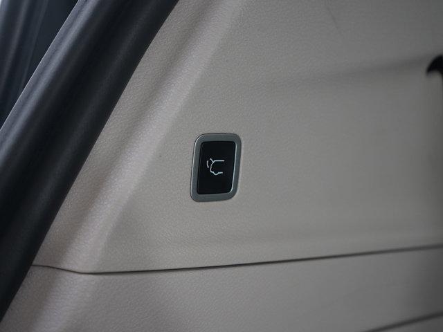 used 2024 Chrysler Pacifica car, priced at $35,998