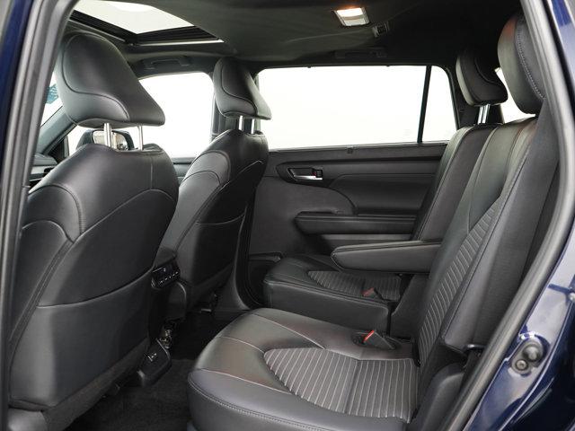 used 2025 Toyota Highlander car, priced at $42,949