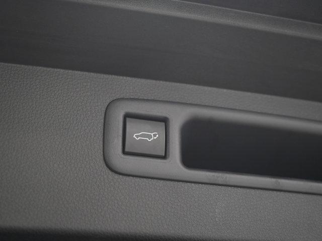 used 2025 Toyota Highlander car, priced at $44,049