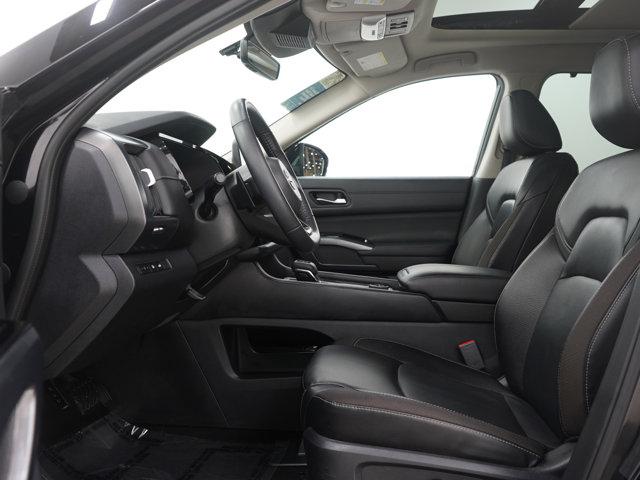 used 2023 Nissan Pathfinder car, priced at $35,998