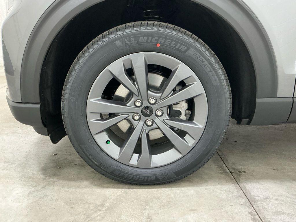 new 2026 Ford Explorer car, priced at $48,320