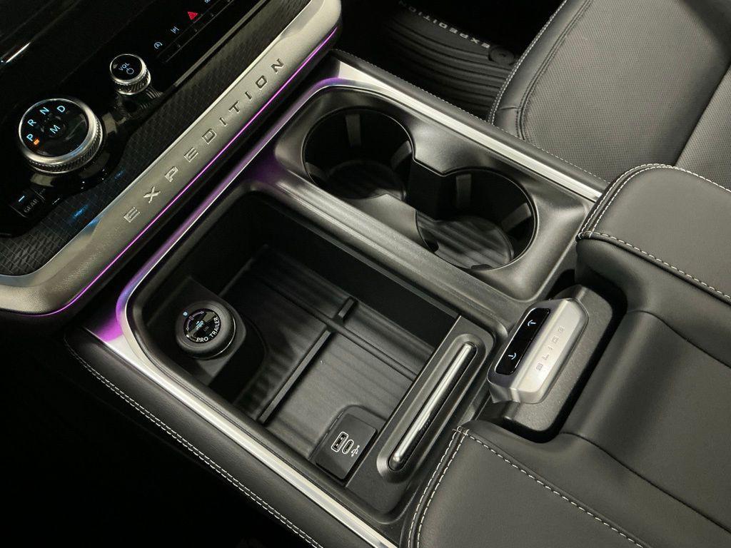new 2026 Ford Expedition car, priced at $79,160