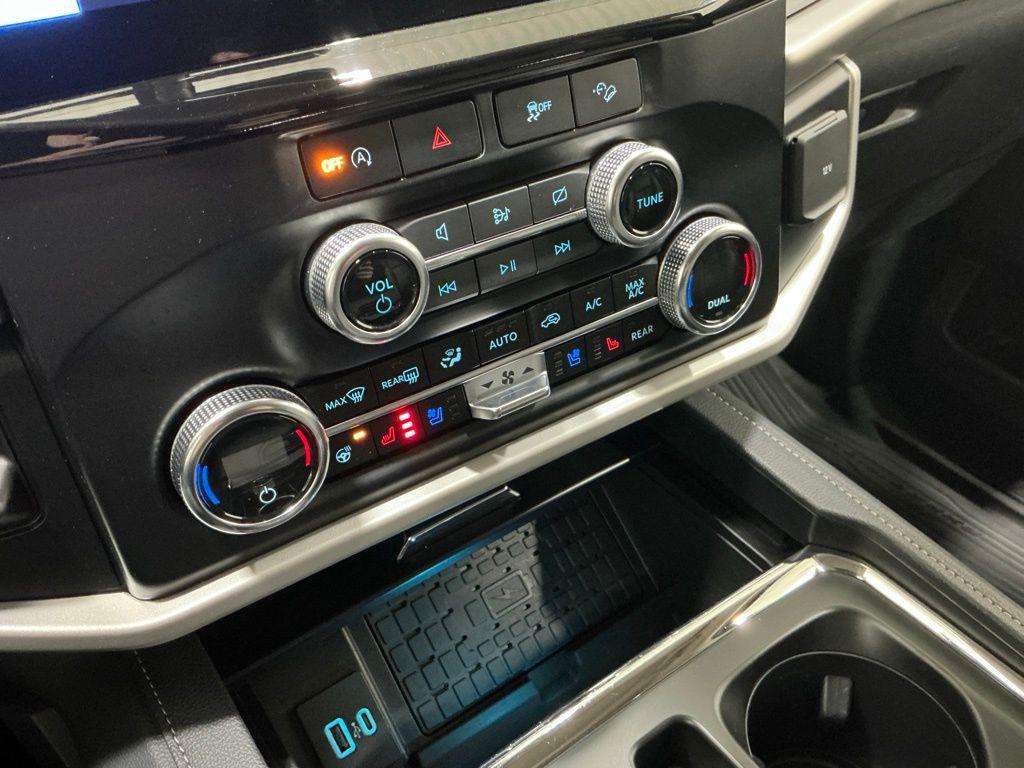 used 2024 Ford Expedition car, priced at $44,500