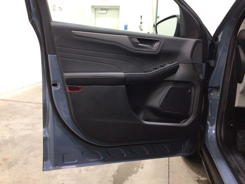 used 2023 Ford Escape car, priced at $22,800