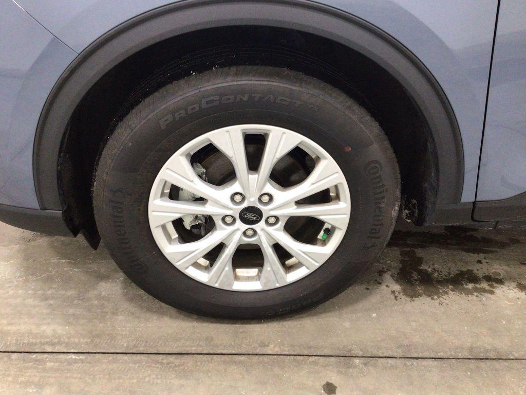 used 2023 Ford Escape car, priced at $22,800