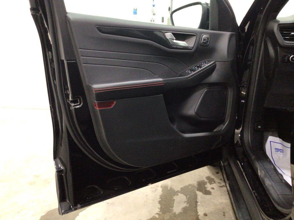 used 2023 Ford Escape car, priced at $26,000