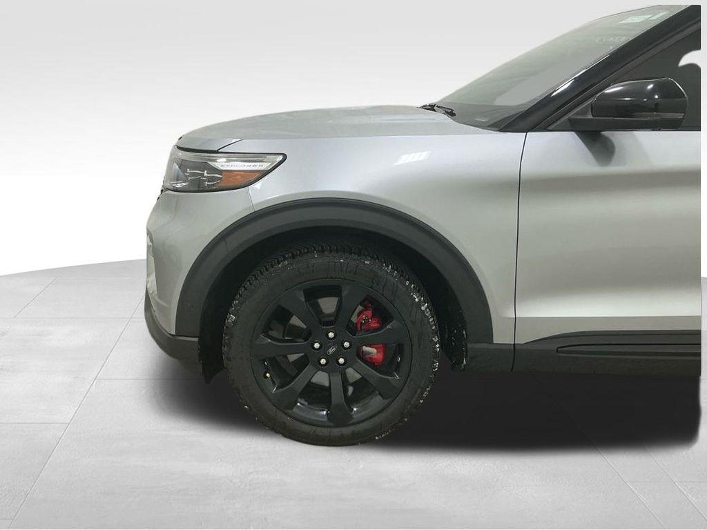 used 2020 Ford Explorer car, priced at $25,000