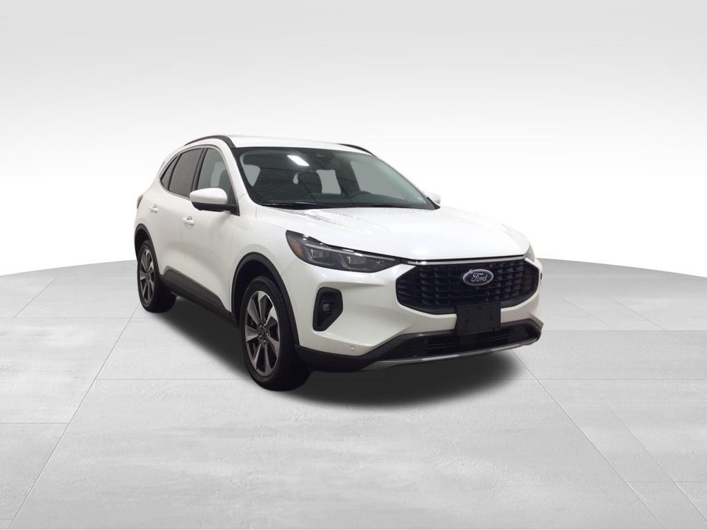 used 2024 Ford Escape car, priced at $24,800