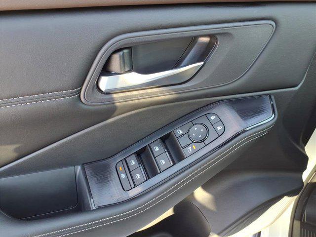 used 2023 Nissan Rogue car, priced at $24,306