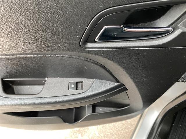 used 2016 Chevrolet Equinox car, priced at $9,995